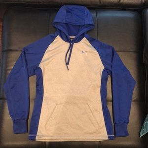 Nike thermal fit hoodie